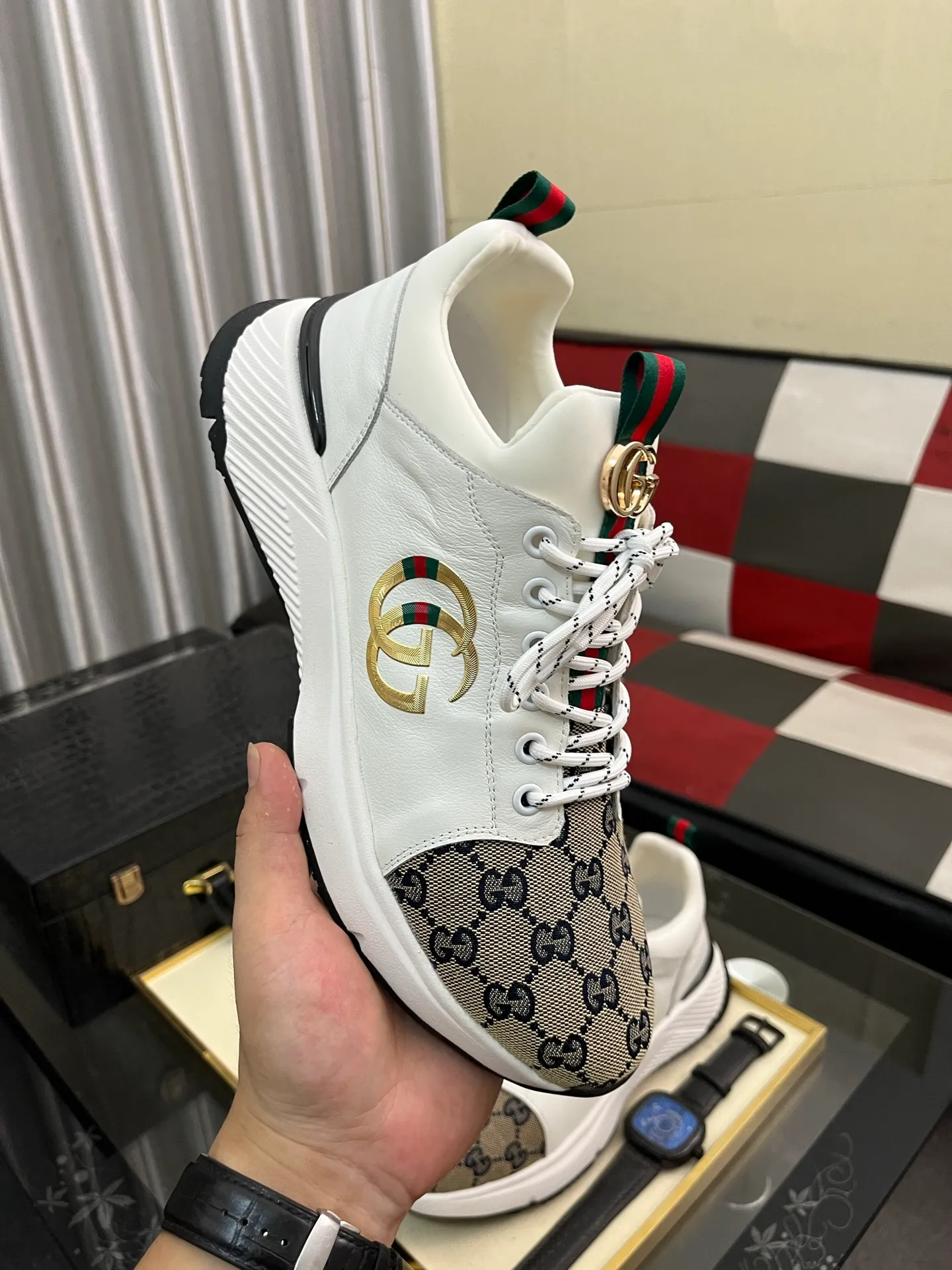 Men's Men's Shoes 💰458 ⌚️⌚️[GUCCI] Gucci men's casual shoes are absolutely popular 🔥The ultimate matching item for trendy men! The charm of super texture is irresistible, the main recommendation, the flower leather color is bright! The upper is made of high-quality brand printed fabric with cowhide, breathable leather lining and wear-resistant rubber sole, noble and elegant! Extremely comfortable🎁🎁You can be as handsome as you want💪 38-445⃣️colors available